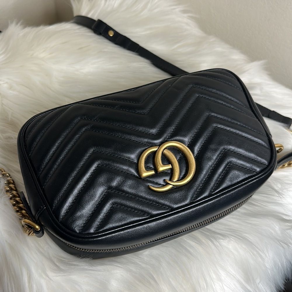 💯Authentic Gucci Marmont Camera Bag🍀 - Picture 6 of 16